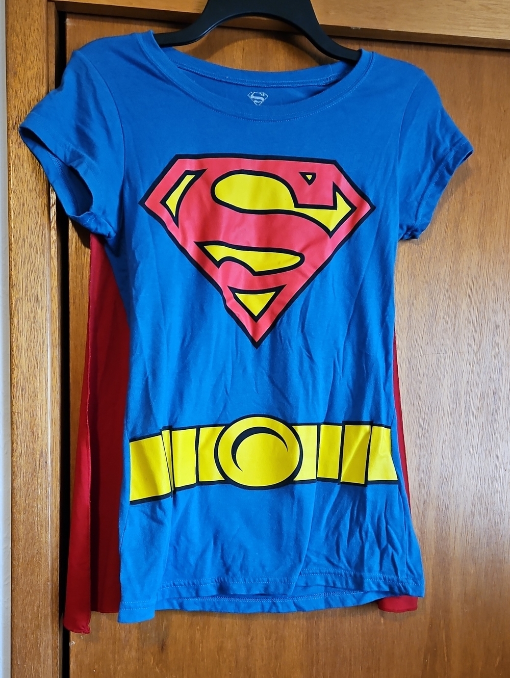 Superman Shirt With Cape Sz Med Boys